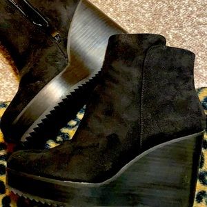 Black suede wedge boots